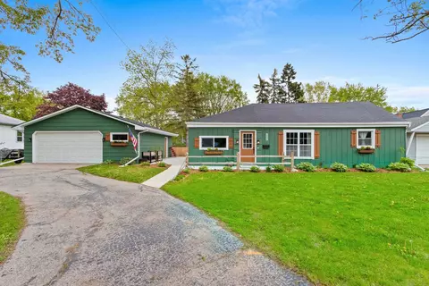 321 Cleveland St, Green Bay, WI 54303