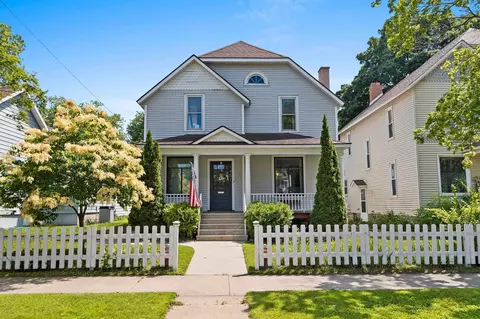 1451 Newberry Ave, Marinette, WI 54143