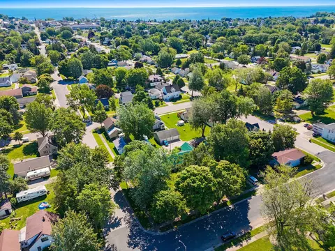 View/Area - 1320 State St, Algoma, WI 54201 photo 6 of 10