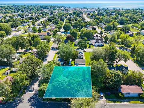 View/Area - 1320 State St, Algoma, WI 54201 photo 1 of 10