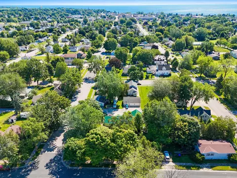 View/Area - 1320 State St, Algoma, WI 54201 photo 7 of 10