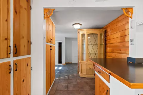 Entry Way - 1320 State St, Algoma, WI 54201 photo 3 of 5