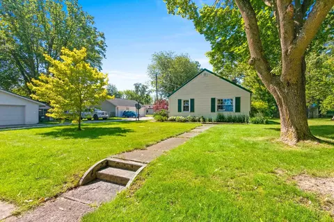 Exterior - 1320 State St, Algoma, WI 54201 photo 16 of 20