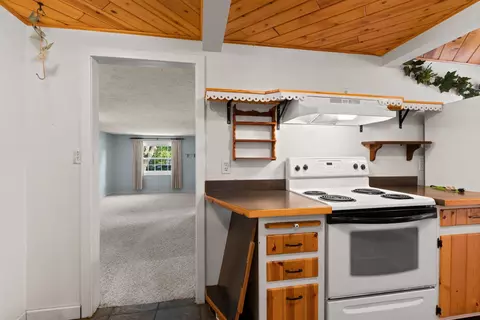 Entry Way - 1320 State St, Algoma, WI 54201 photo 5 of 5