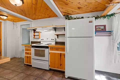 Kitchen - 1320 State St, Algoma, WI 54201 photo 5 of 5