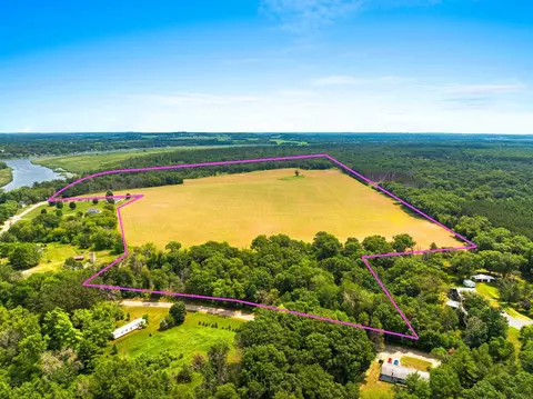 riverview drive, Montello, WI 53949