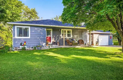 n2694 County Road E, Appleton, WI 54913