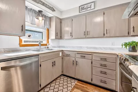 Kitchen - n2694 County Road E, Appleton, WI 54913 photo 4 of 6