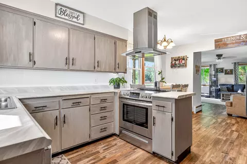 Kitchen - n2694 County Road E, Appleton, WI 54913 photo 5 of 6