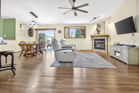 w5561 Amy Avenue, Appleton, WI 54915 photo 12