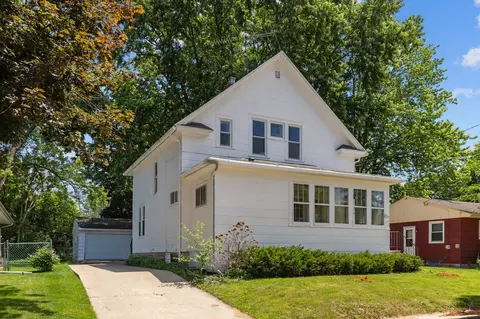 1310 Powers St, Oshkosh, WI 54901