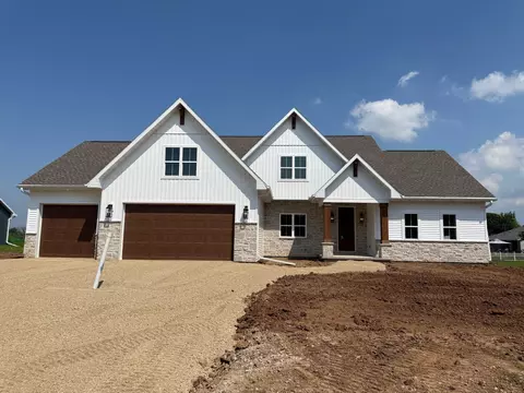 N1926 Morning Glory Lane, Greenville, WI 54942
