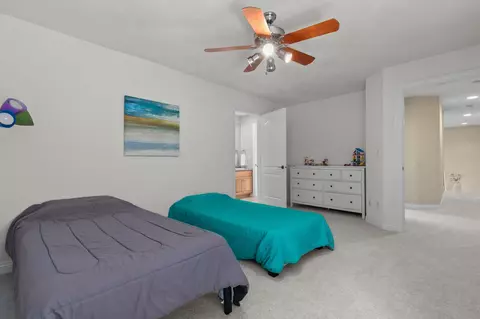 Bedroom - 227 E Morning Glory Dr, Appleton, WI 54913 photo 6 of 8