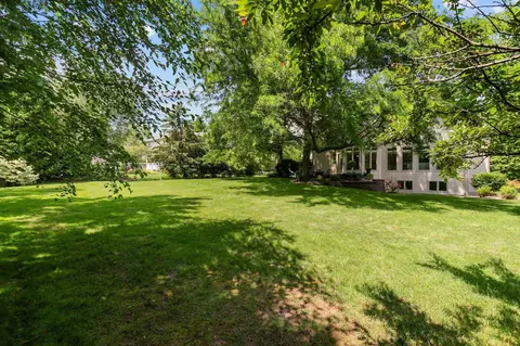 Exterior - 227 E Morning Glory Dr, Appleton, WI 54913 photo 6 of 15
