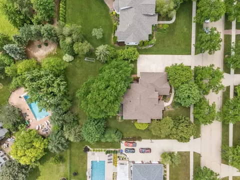 View/Area - 227 E Morning Glory Dr, Appleton, WI 54913 photo 5 of 8