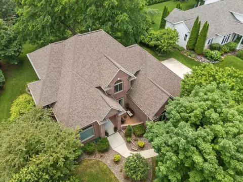 View/Area - 227 E Morning Glory Dr, Appleton, WI 54913 photo 1 of 8