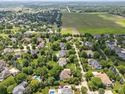 View/Area - 227 E Morning Glory Dr, Appleton, WI 54913 photo 6 of 8