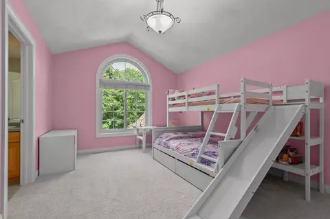 Bedroom - 227 E Morning Glory Dr, Appleton, WI 54913 photo 3 of 8