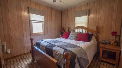 Bedroom - 1603 Apache Dr, Nekoosa, WI 54457 photo 4 of 4