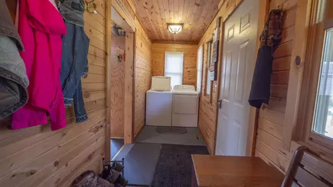 Entry Way - 1603 Apache Dr, Nekoosa, WI 54457 photo 1 of 2