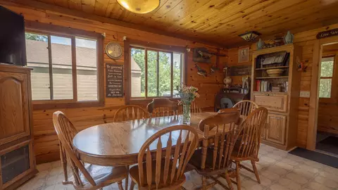 Dining - 1603 Apache Dr, Nekoosa, WI 54457 photo 2 of 2