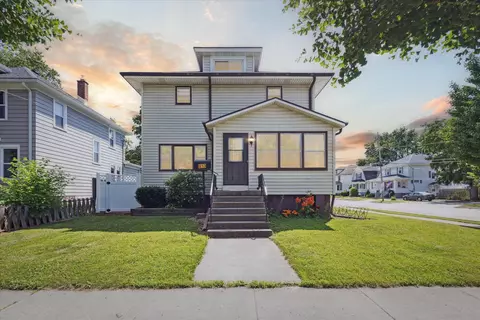 913 Howard St, Green Bay, WI 54303