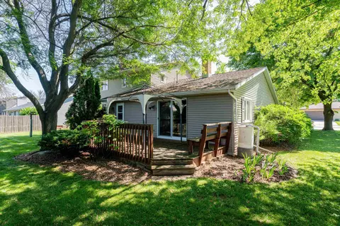 Exterior - 1601 S Irma St, Appleton, WI 54915 photo 4 of 5