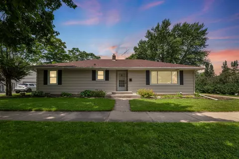 1413 N Gillett St, Appleton, WI 54914