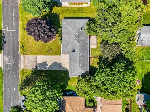 500 W Sunset Ave, Appleton, WI 54911 photo 13
