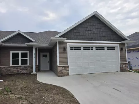 5366 Pennsylvania Ave, Appleton, WI 54914 photo 1