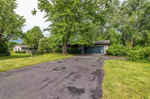 610 S Mayflower Dr, Appleton, WI 54914 photo 3