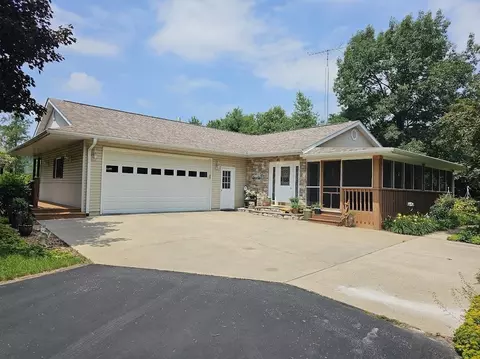 w6714 Porters Lake Road, Wautoma, WI 54982