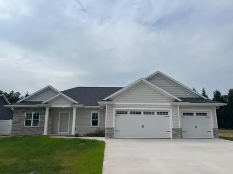 4461 Nature Rdg, Howard, WI 54313