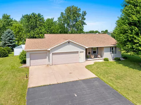 w5370 Amy Avenue, Appleton, WI 54915