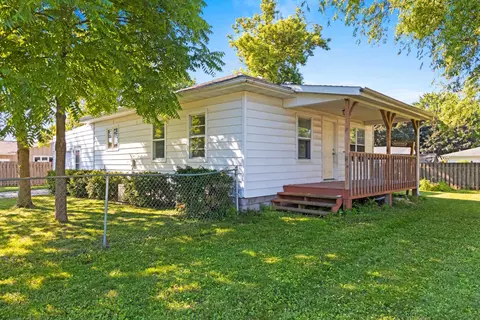 981 Rasmussen Pl, Green Bay, WI 54304