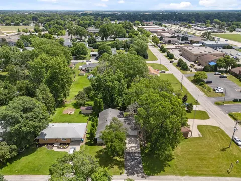 View/Area - 2912 N Oneida St, Appleton, WI 54911 photo 2 of 12