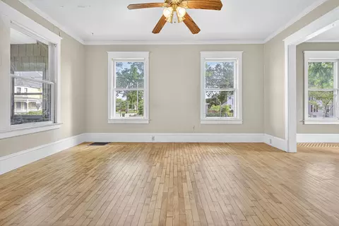 Living - 544 N Union St, Appleton, WI 54911 photo 2 of 3