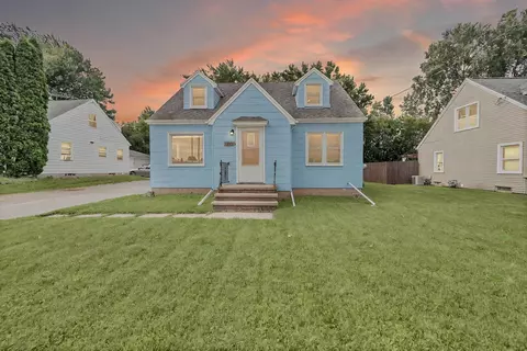 1203 W Northland Ave, Appleton, WI 54914