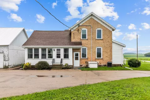 n8028 Wisconsin 22, Bear Creek, WI 54922