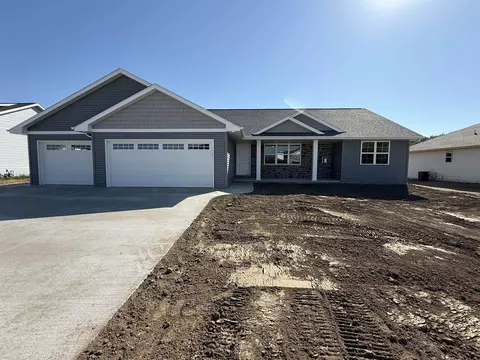 4657 Paul Ln, Green Bay, WI 54313