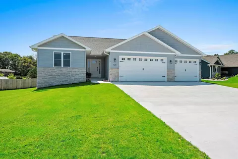 1125 Crescent Hl, Green Bay, WI 54313