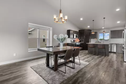 5702 N Yosemite Ln, Appleton, WI 54913 photo 8