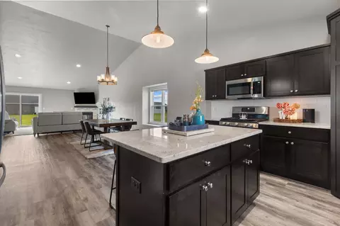5702 N Yosemite Ln, Appleton, WI 54913 photo 14