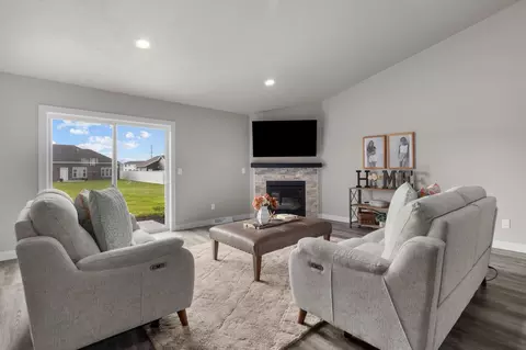 5702 N Yosemite Ln, Appleton, WI 54913 photo 17