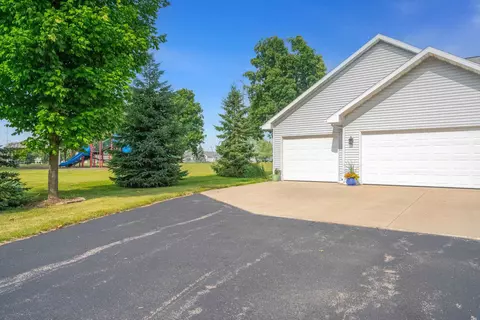 n150 Briarwood Drive, Appleton, WI 54915 photo 39