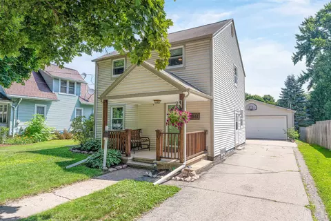 1612 N Harriman St, Appleton, WI 54911