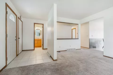 176 Hillock Ct, Appleton, WI 54914 photo 12