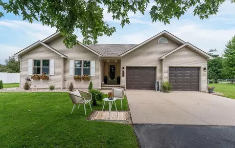 n2490 Milly Street, Greenville, WI 54942