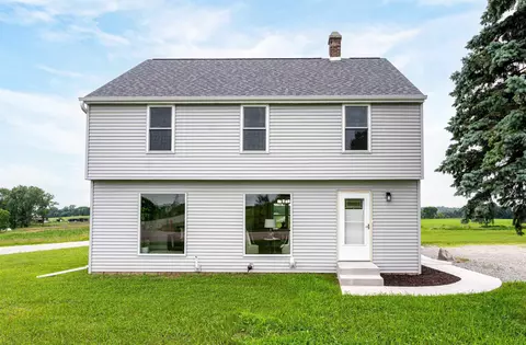w7292 County Road S, Shiocton, WI 54170