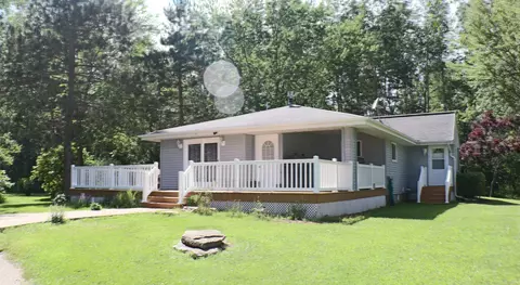 n8115 Wisconsin 187, Shiocton, WI 54170